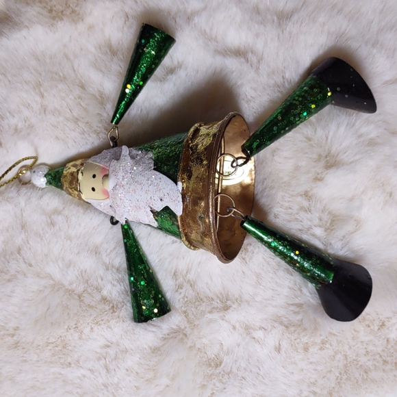 3pc. Santa Dangling Metal Ornaments - Picture 5 of 7